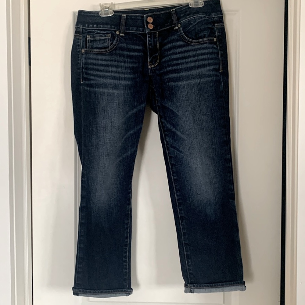 American Eagle “Artist” Cropped Jeans Size 10